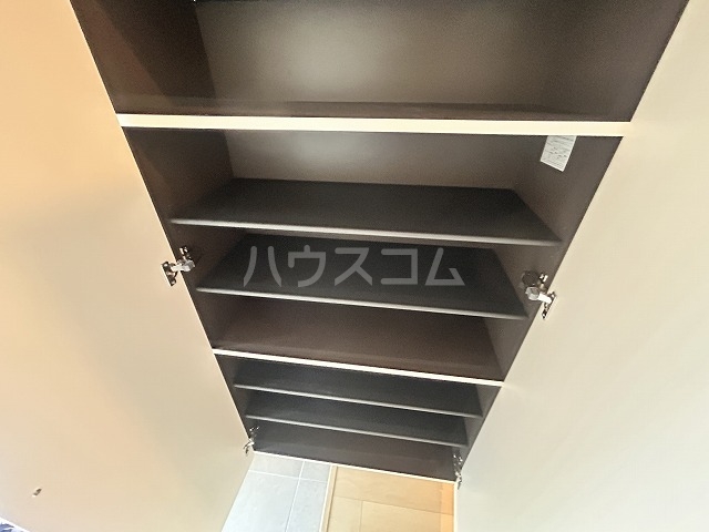 13/30 玄関
