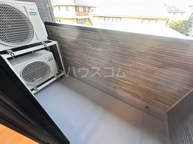 20/30 バルコニー