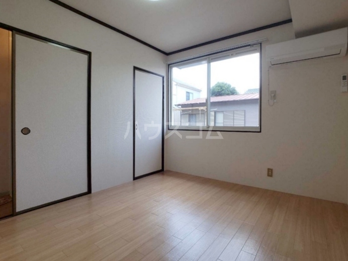 18/30 エントランス