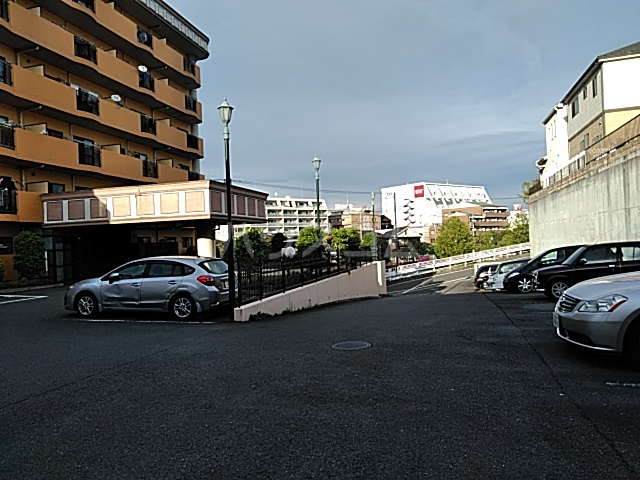 4/11 駐車場