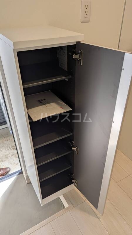 13/30 玄関