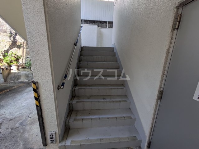 19/26 エントランス