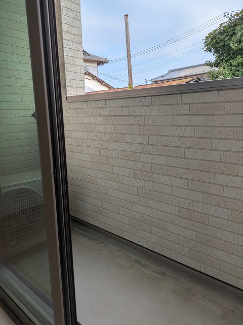 19/30 バルコニー