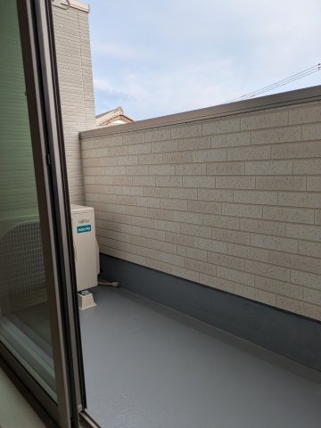 16/27 バルコニー