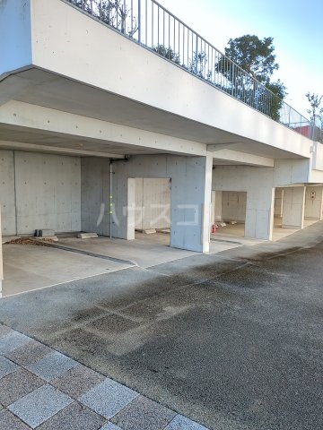 28/30 駐車場