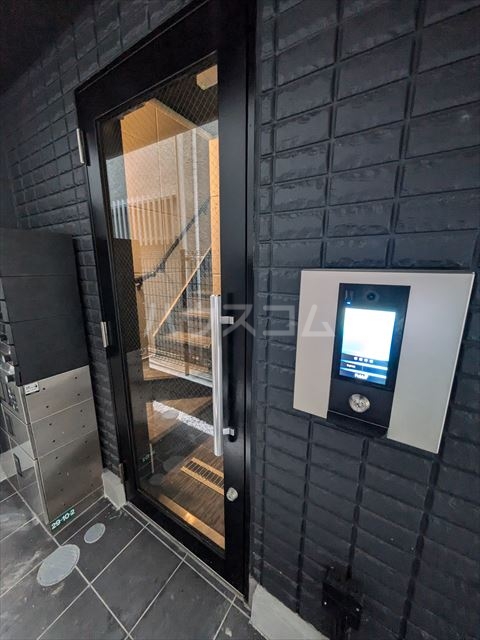 2/8 エントランス