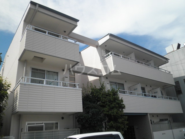 14/15 エントランス