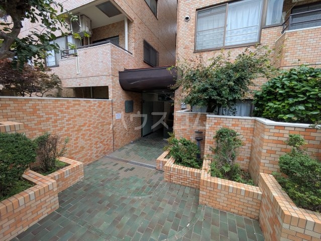 2/6 エントランス