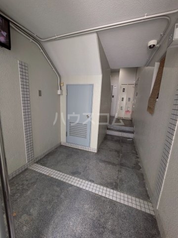 29/30 エントランス