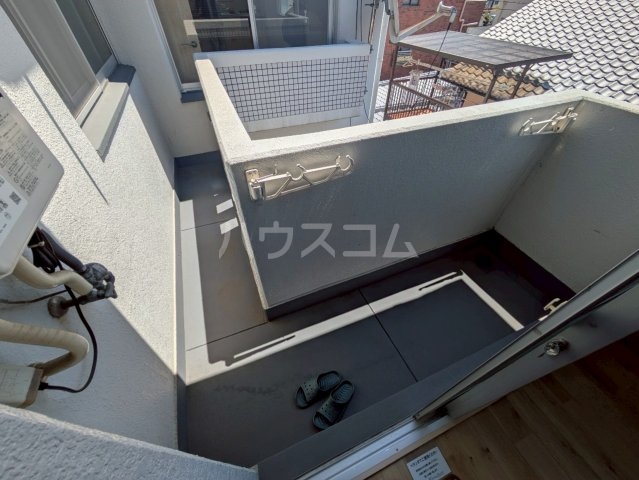 21/30 バルコニー