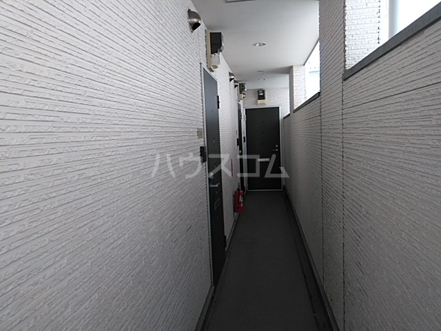 3/7 エントランス