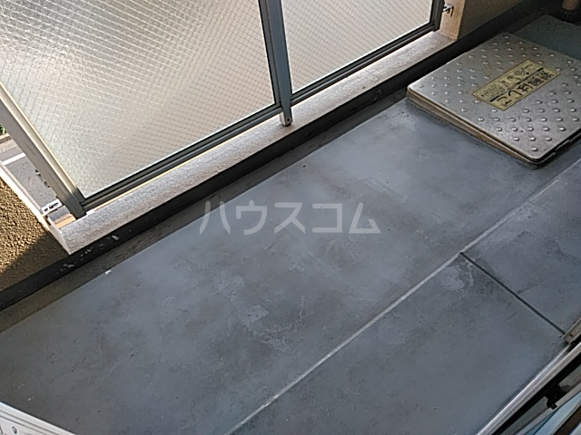 21/30 バルコニー