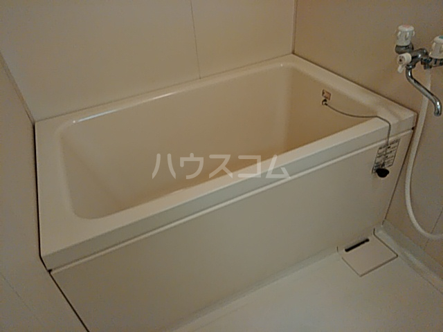 14/30 浴室