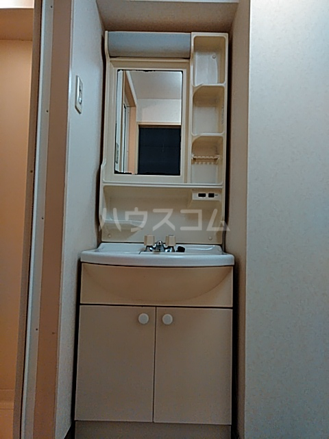 17/30 洗面