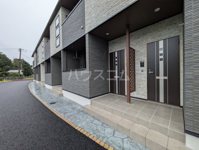 19/26 エントランス