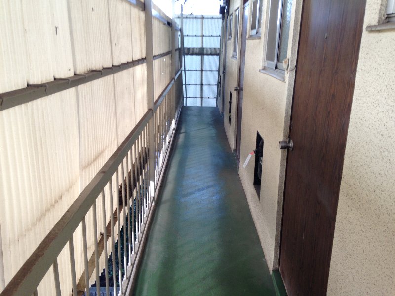 21/22 エントランス