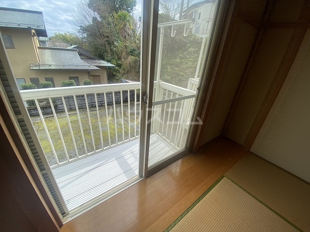 18/28 バルコニー