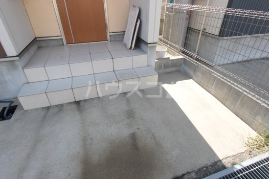 15/24 エントランス