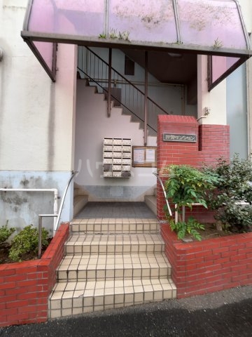 2/10 エントランス