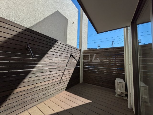 3/4 エントランス