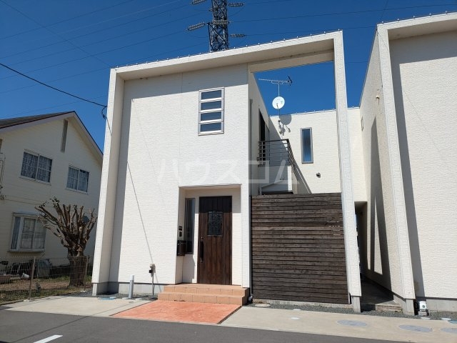1/4 外観
