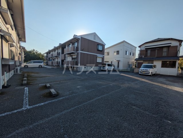 26/29 駐車場