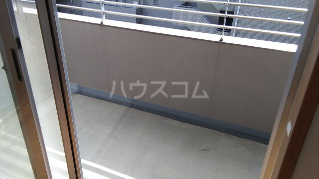 20/30 バルコニー
