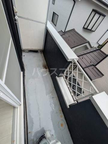 13/22 バルコニー