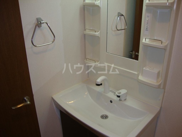 17/28 洗面