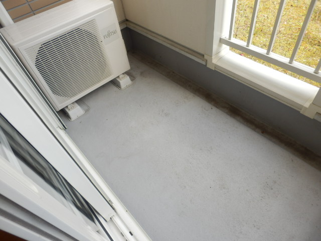 16/28 バルコニー