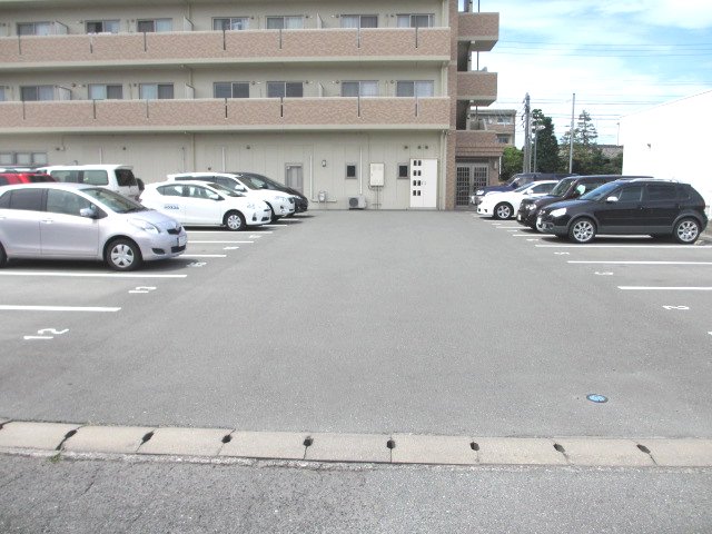 29/30 駐車場