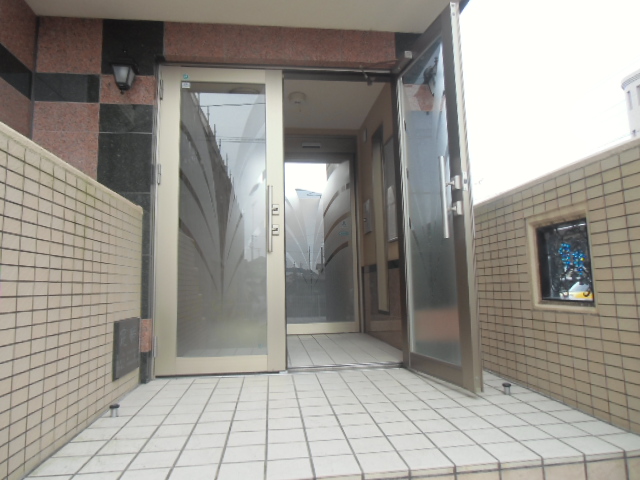 20/25 エントランス