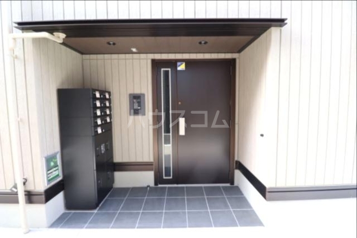 17/28 エントランス