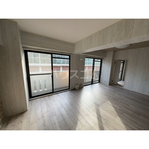 4/13 リビング/ダイニング