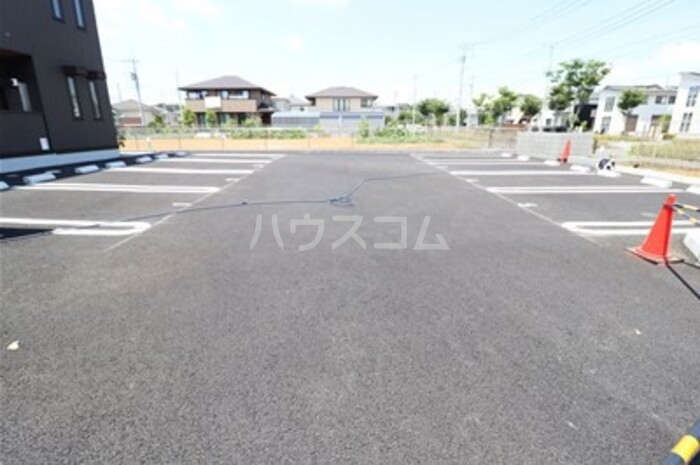 18/26 駐車場
