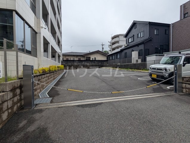 3/5 駐車場