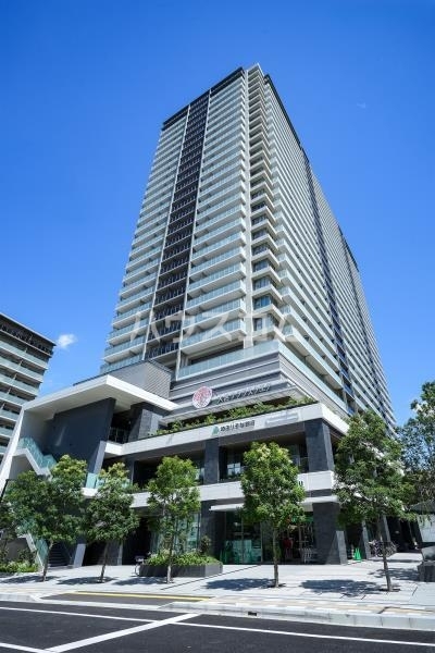 20/30 エントランス