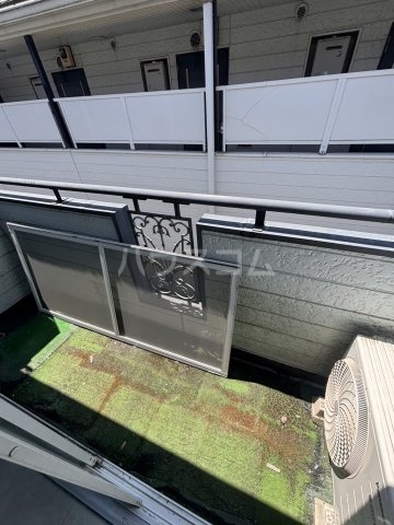 15/28 バルコニー