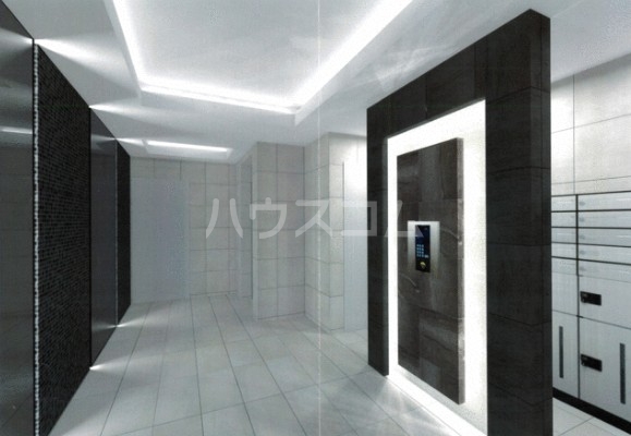 16/23 エントランス