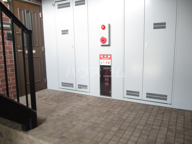 2/3 エントランス