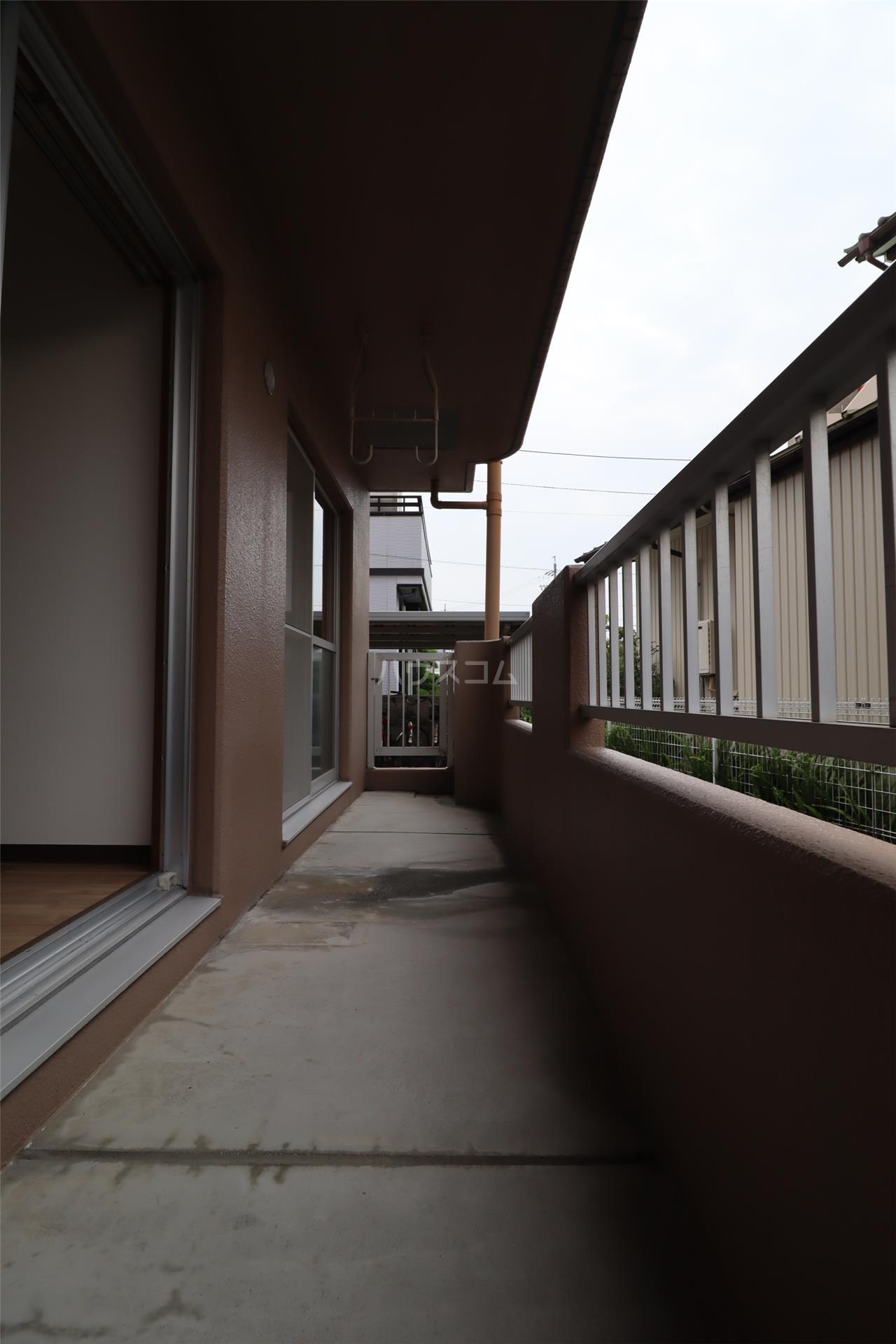 14/22 バルコニー