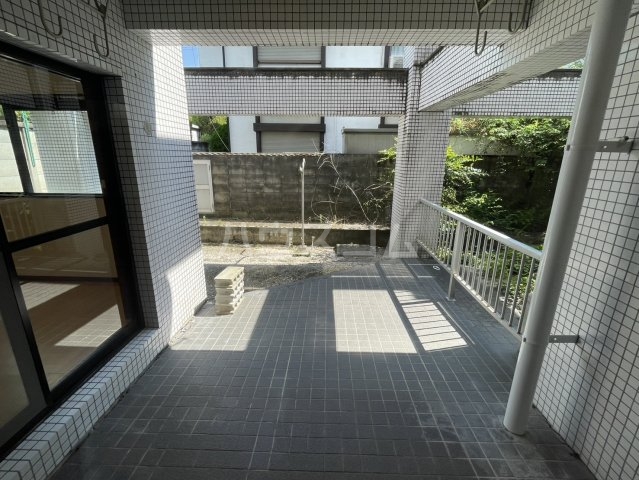 14/27 バルコニー