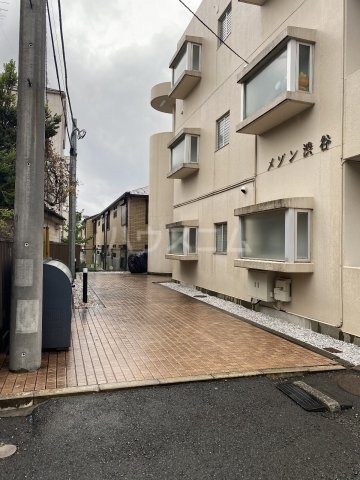 25/28 エントランス