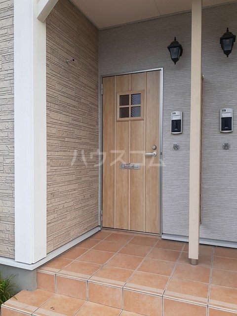 14/19 エントランス