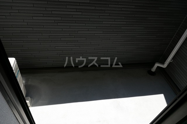 17/27 バルコニー