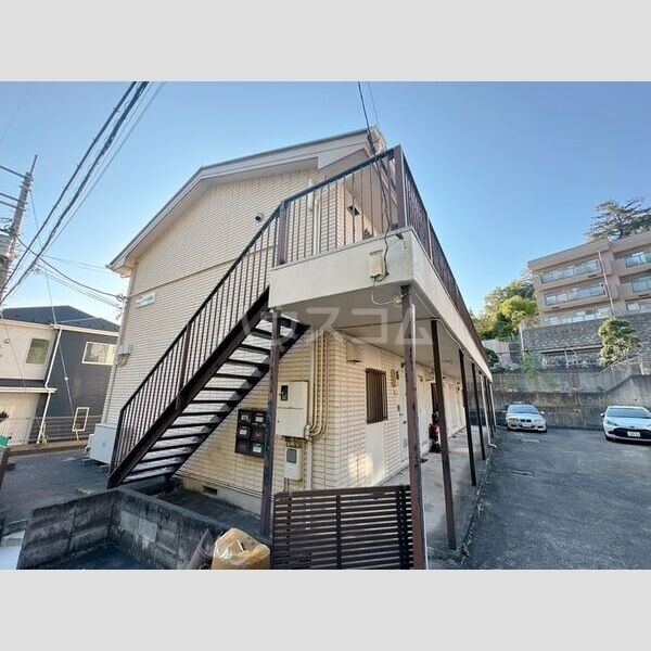 2/5 エントランス