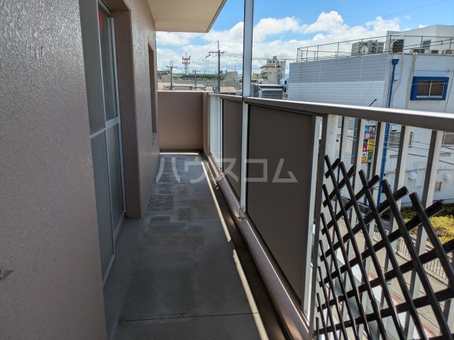 14/20 バルコニー