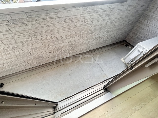 21/30 バルコニー