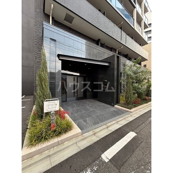 17/26 エントランス