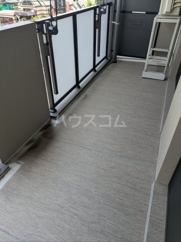 15/26 バルコニー